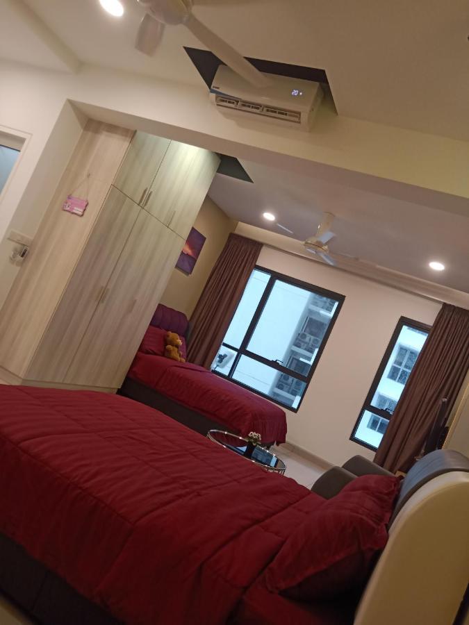 #4 Summer Studio - One South Seri Kembangan Buitenkant foto