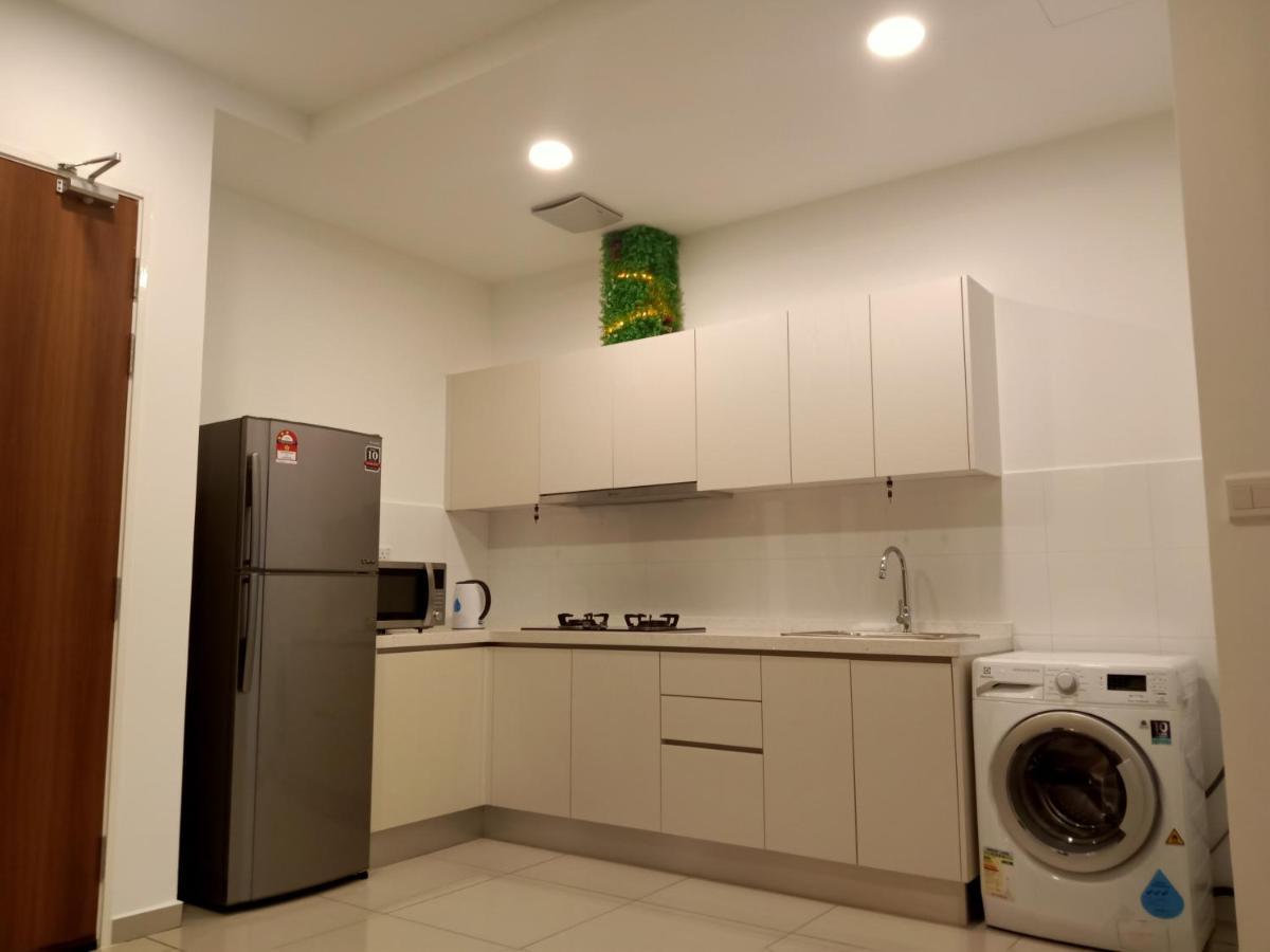 #4 Summer Studio - One South Seri Kembangan Buitenkant foto